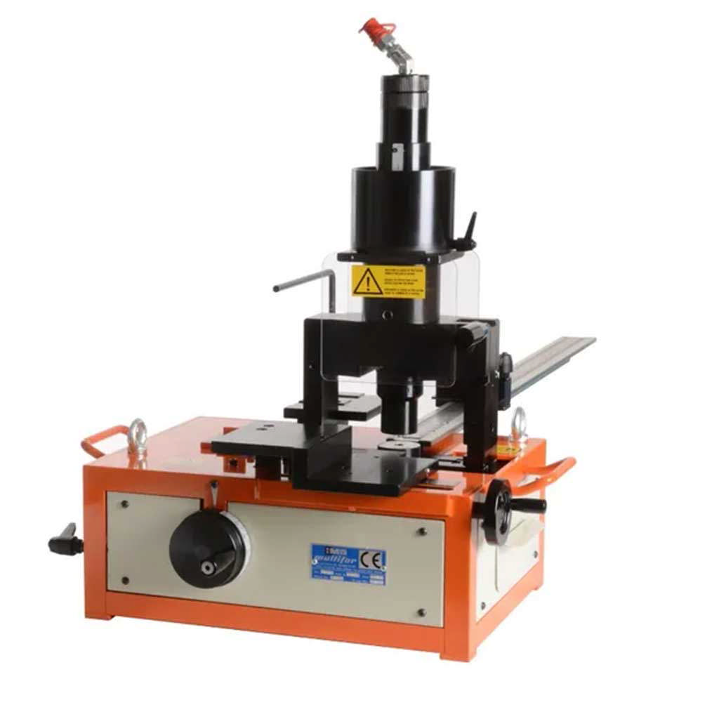 Tris-bewerkingsunit voor ponsen, plooien en snijden