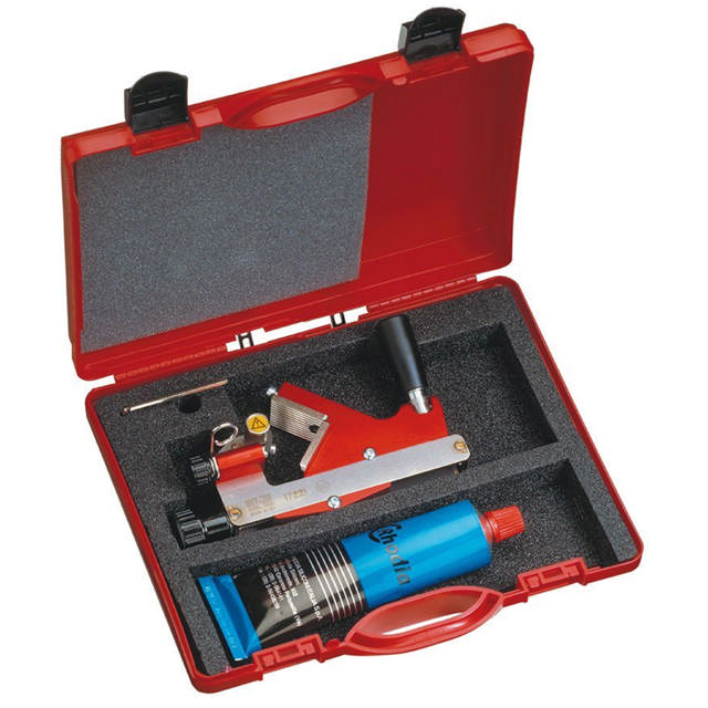 FBS - Ontmantelgereedschap 17° set